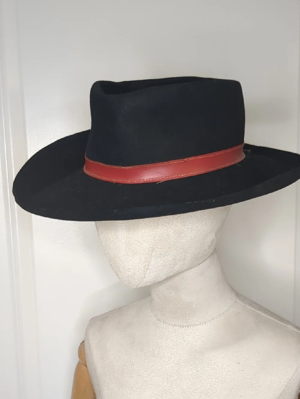 Vintage 40s Black Stetson Fifth Ave Felt Hat Fedora Bullocks Los Angeles
